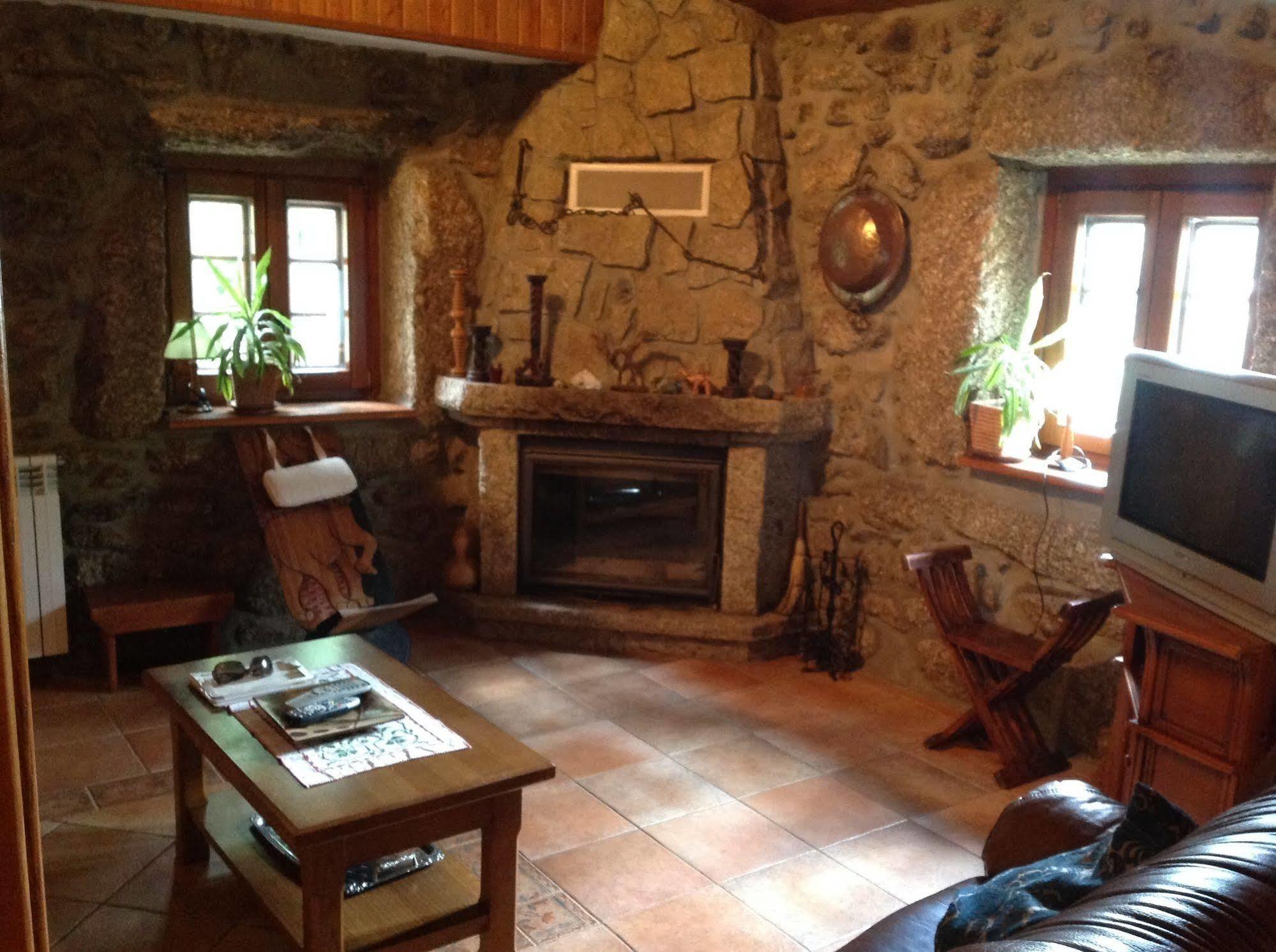 Quinta Do Circo - Serra Da Estrela - Turismo Rural Cortes do Meio Bagian luar foto
